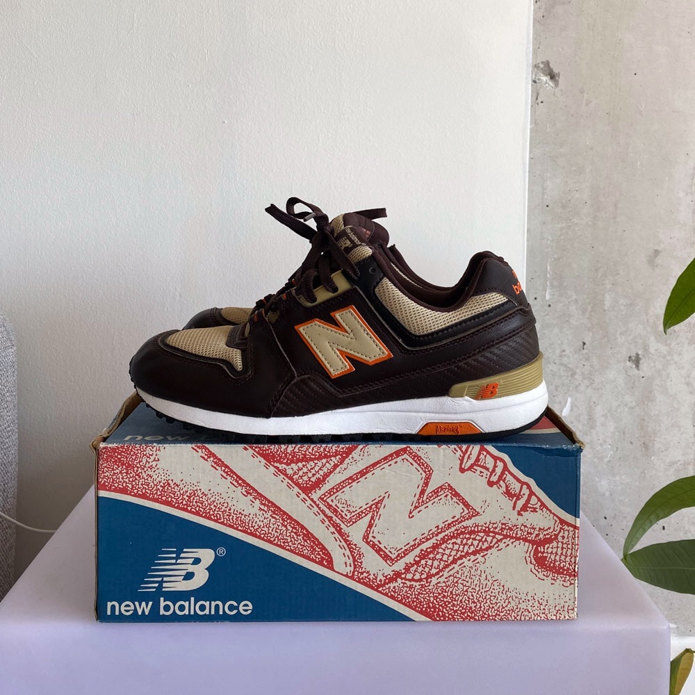 Mens Sz 9 New Balance 579 (Gently Worn)